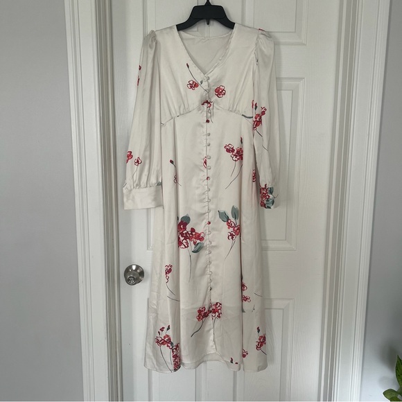 Dresses & Skirts - Cream Long-Sleeve Floral Button-Front Midi Dress
